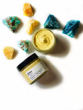 Load image into Gallery viewer, Turmeric + Sulfur - Clay Face Mask - Mask For Breakouts - Natural Skincare - Facial Mask