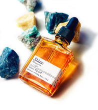 Load image into Gallery viewer, Retinol Glow Oil - Face Oil - Facial Oil - Hydrate Oil - Retinol - Natural Skincare - Vegan Skin Care - Zero Waste Skin