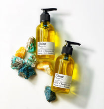 Load image into Gallery viewer, Vitamin C + Enzyme - Organic Body Oil - Natural Skincare - After Shower Body Oil - Zero Waste Skincare