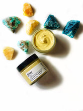 Load image into Gallery viewer, Turmeric + Sulfur - Clay Face Mask - Mask For Breakouts - Natural Skincare - Facial Mask
